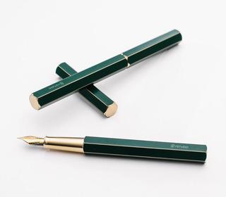 classic-revolve-fountain-pen-green-m-nib