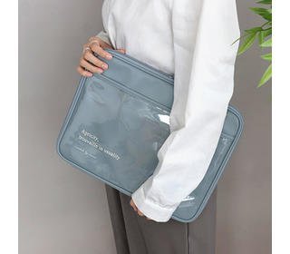 collect-laptop-pouch-13-04-pale-blue